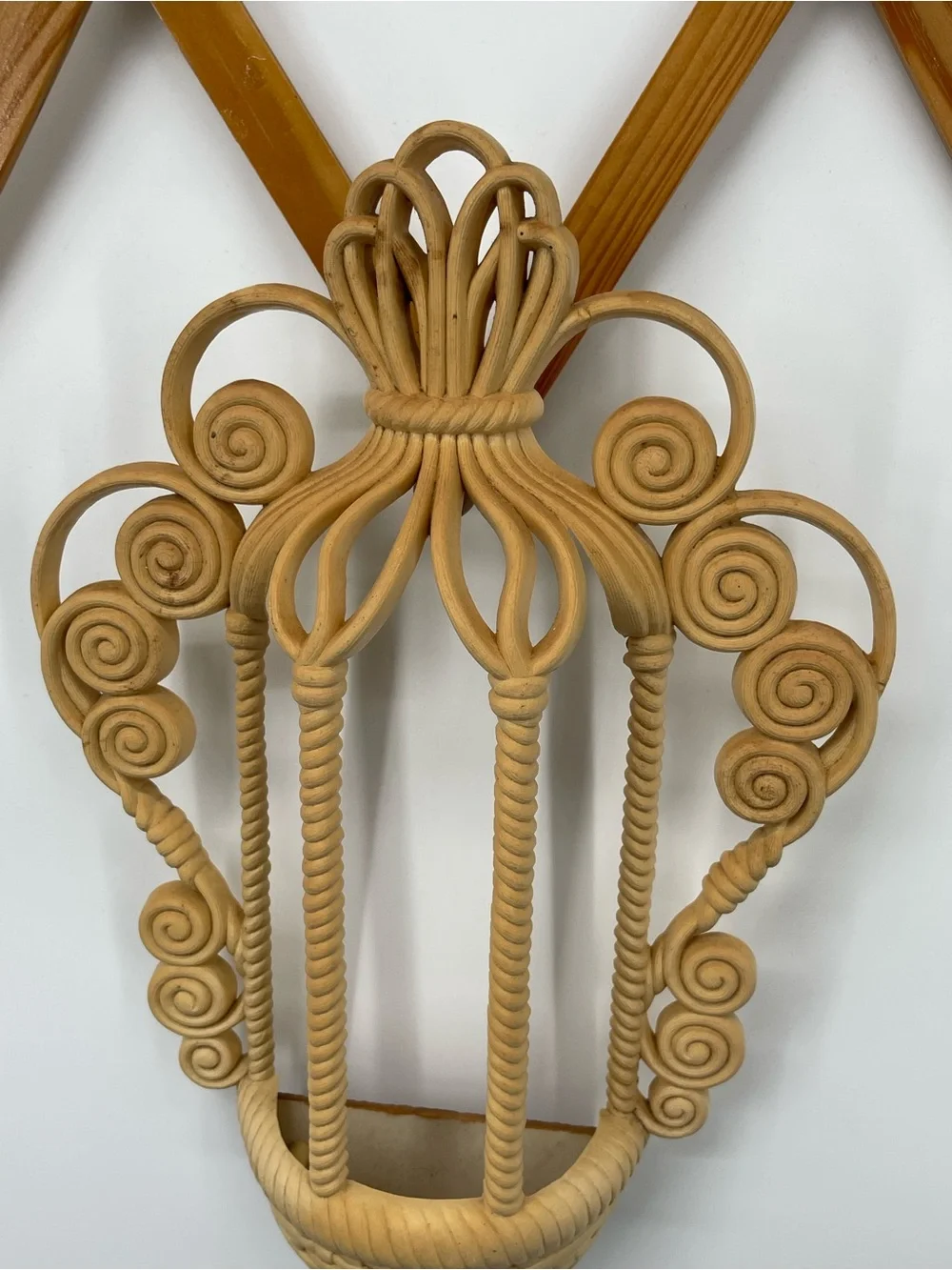 Burwood 1972 Decorative Wicker-Style Wall Basket